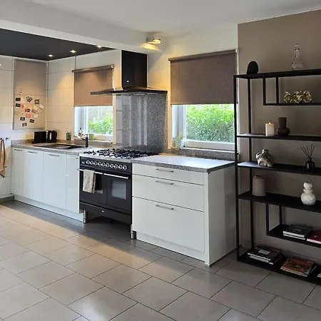 Wellness Voor 10 Personen Met Sauna&hottub *