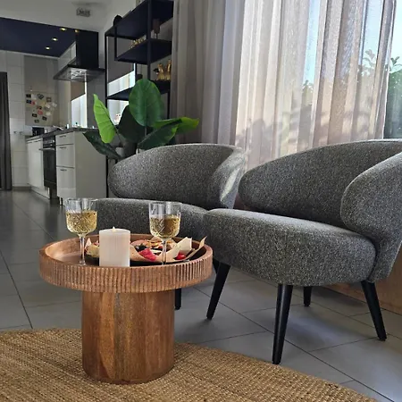 Wellness Voor 10 Personen Met Sauna & Hottub